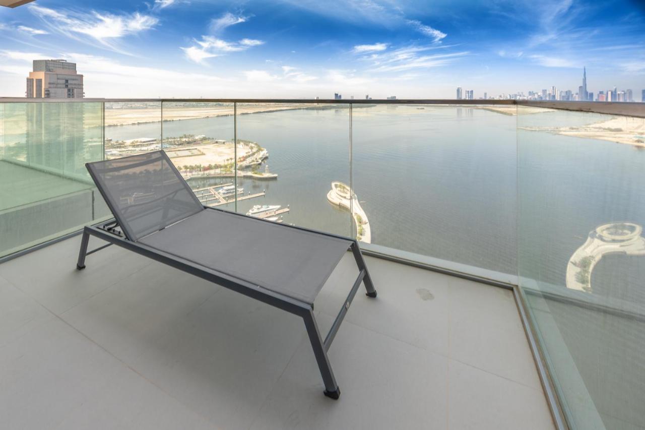 Beautiful Views Of The Marina At Harbour *