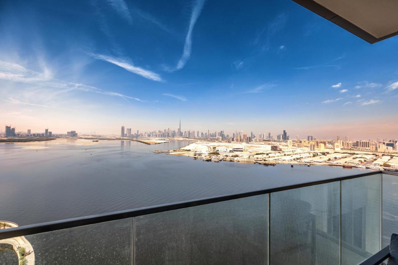 Beautiful Views Of The Marina At Harbour *