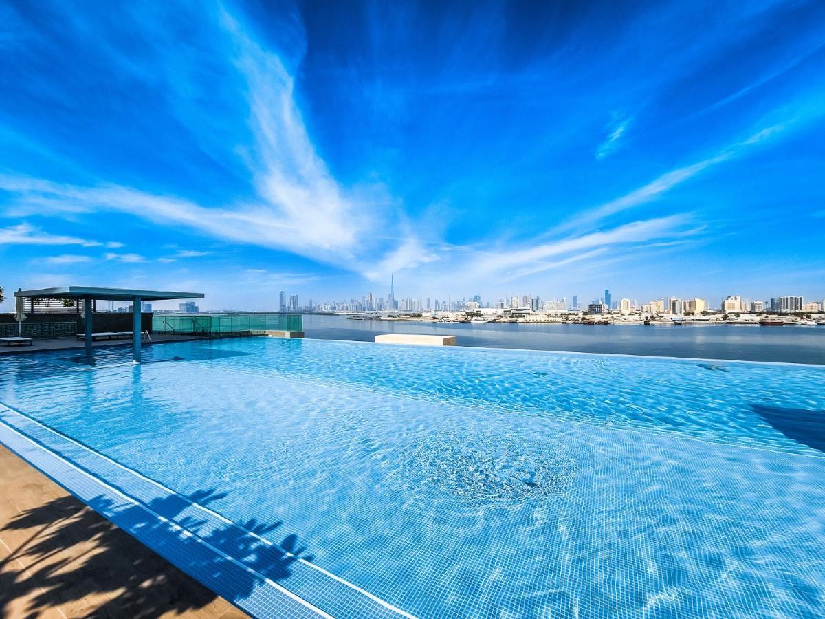 Beautiful Views Of The Marina At Harbour Apartment *